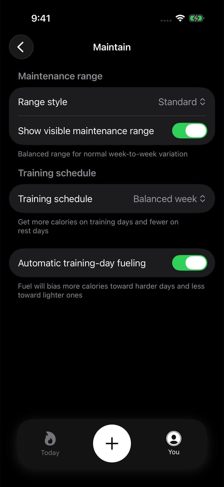Maintain settings showing range style, maintenance-range visibility, training schedule, and Automatic training-day fueling